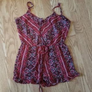 Forever 21 super cute romper!
